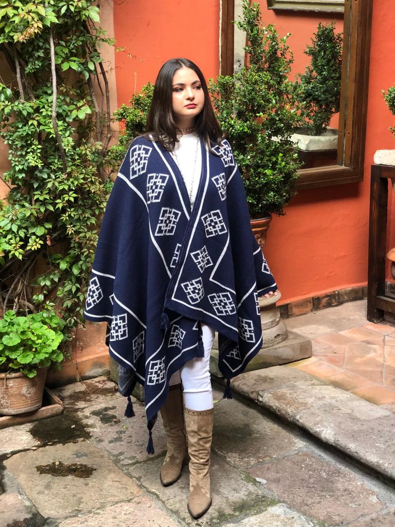 Poncho Cuatro Elementos